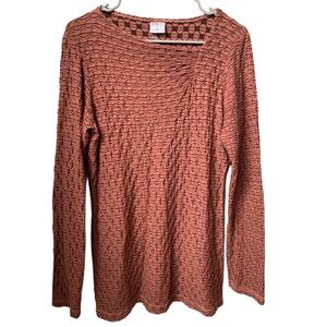 CMC Women’s Rust Black Puckered Long Sleeve Asymmetrical Neck Tee Shirt Blouse